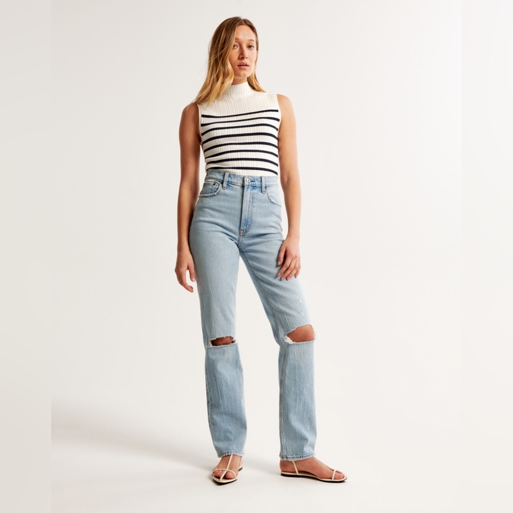 abercrombie & fitch curve love ultra high rise 90’s straight leg jeans